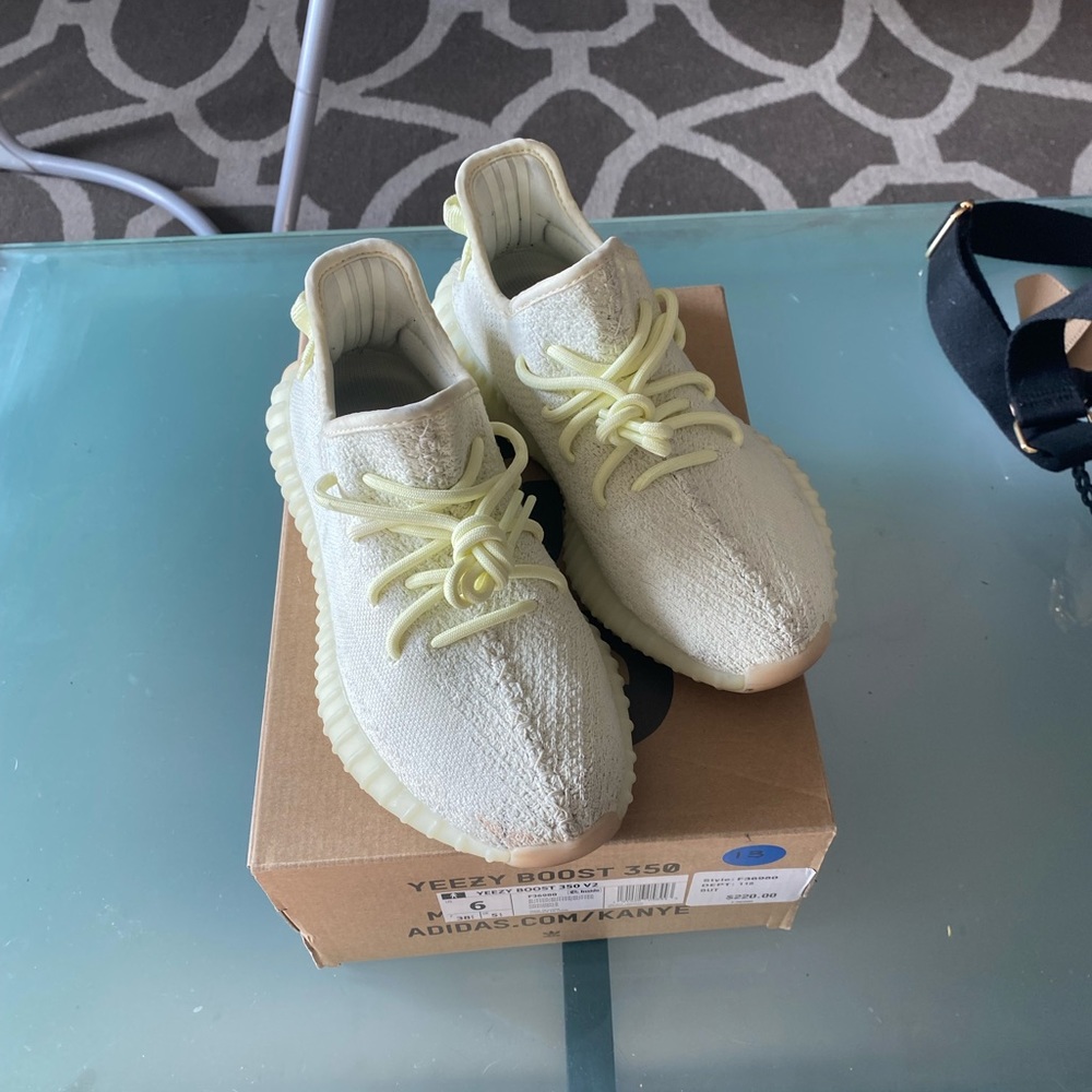Yeezy Boost 350 V2 Light Yellow Cream Sneakers